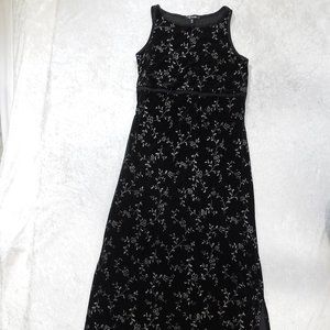 Dress Black Sleeveless Velvet with Leaf Sparkle Design sz Med